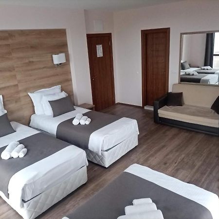 Hotel Vanilla, Varna - Free Parking Zewnętrze zdjęcie