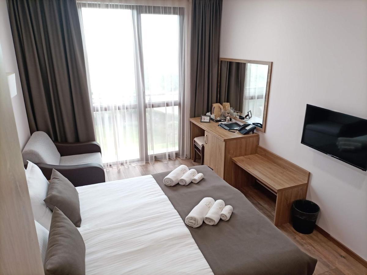 Hotel Vanilla, Varna - Free Parking Zewnętrze zdjęcie